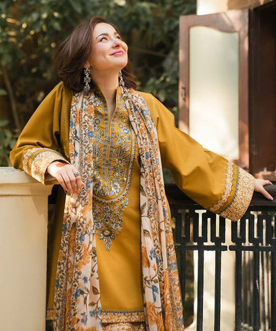 SP 513-3Pc Embroidered Lawn Shirt with Printed Poly Lawn Dupatta